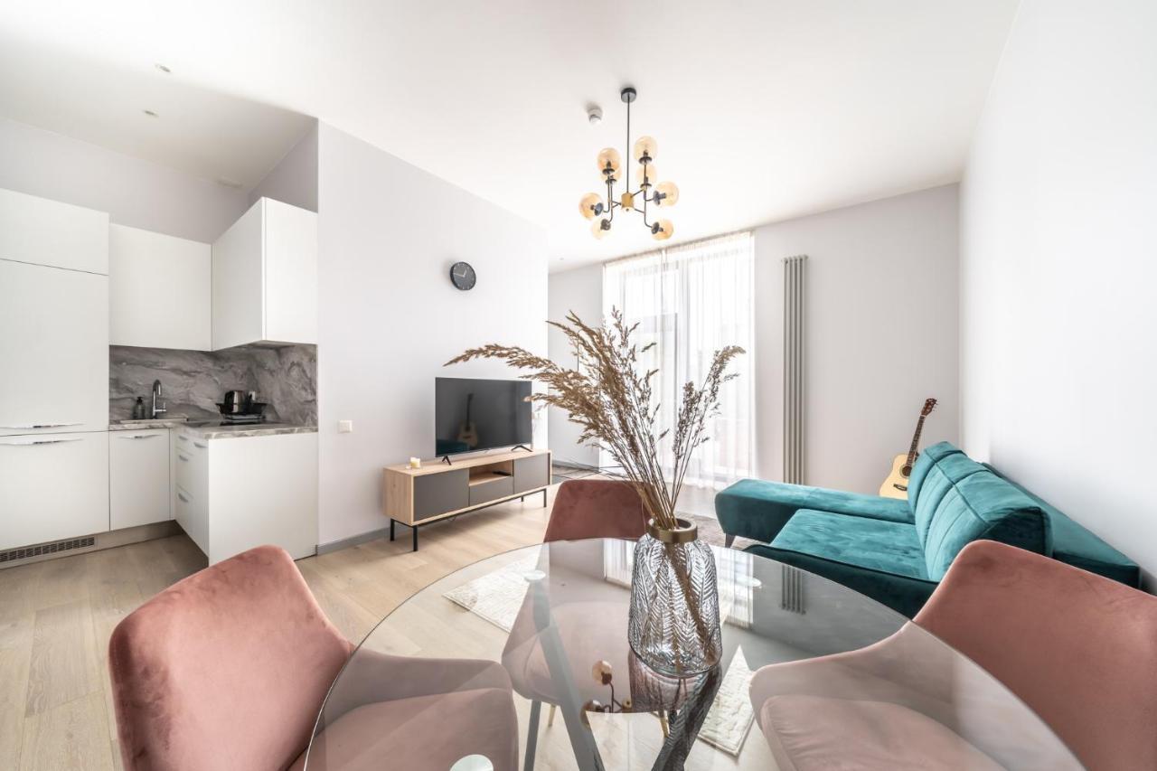 New Comfortable 2 Bedroom Cottage W/Big Terrace Jūrkalne Dış mekan fotoğraf